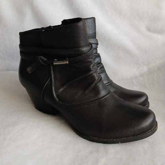 BareTraps Rhapsody Size 10 Bootie - Picture 2 of 7